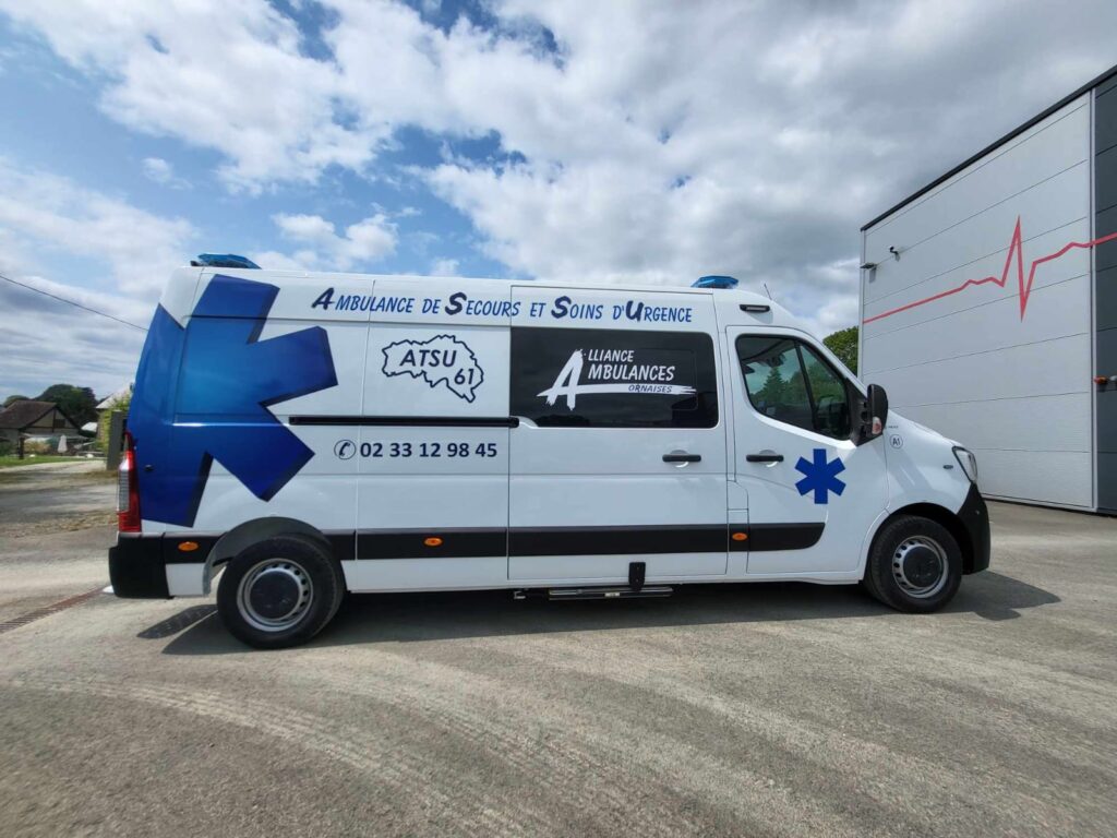 LIVRAISON GRUAU AMBULANCE - RENAULT MASTER